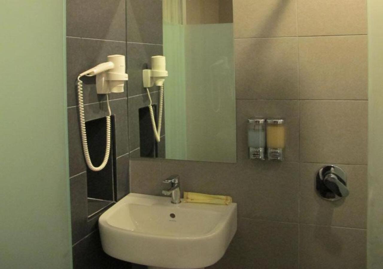 Hotel Austin Paradise - Taman Pulai Utama Skudai Zewnętrze zdjęcie