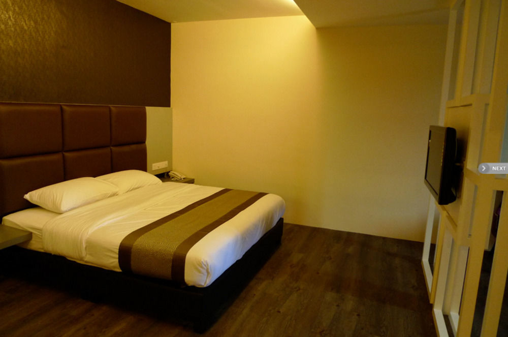 Hotel Austin Paradise - Taman Pulai Utama Skudai Zewnętrze zdjęcie